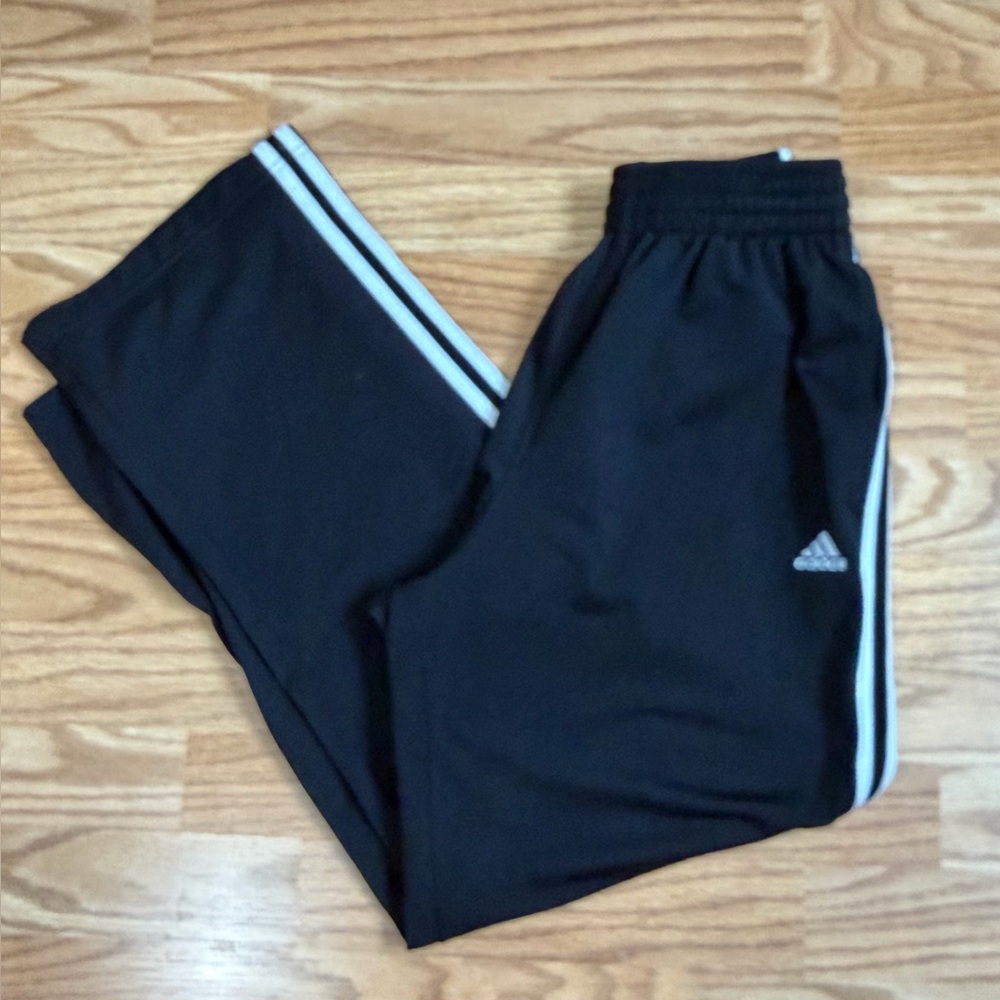 Adidas Black 3-Stripe Track Pants Men’s Sm/fits like a Youth XL Athletic Joggers